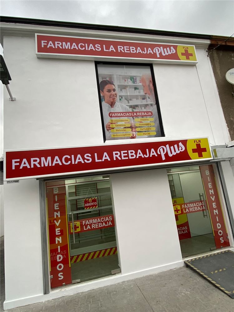 Branding total Farmacias La Rebaja